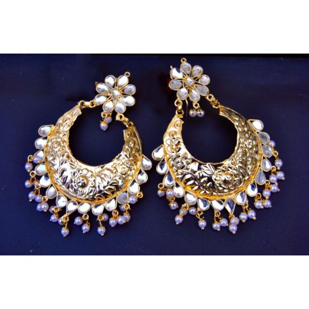 Glamorous Gold Kundan Etchwork Earrings